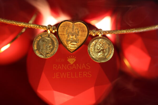 Timeless Elegance: Traditional Gold-Plated Necklace