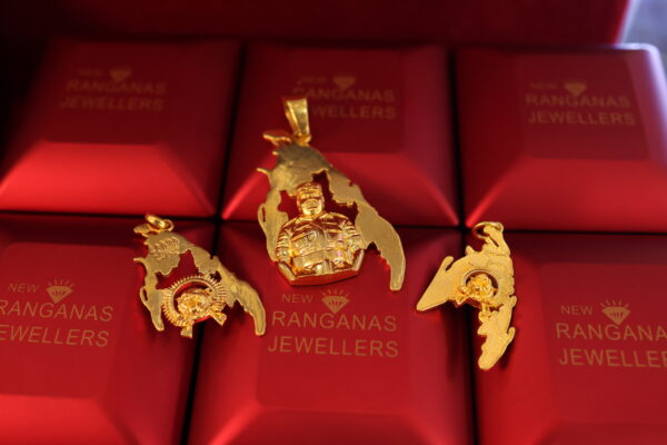 Authentic Sri Lankan gold jewelry