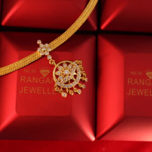 Elegant Crescent Pendant Gold Necklace – Sparkle with Sophistication