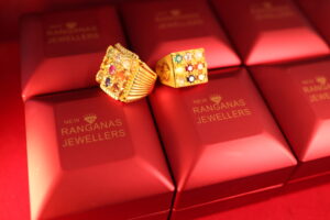 Navarathna gold ring